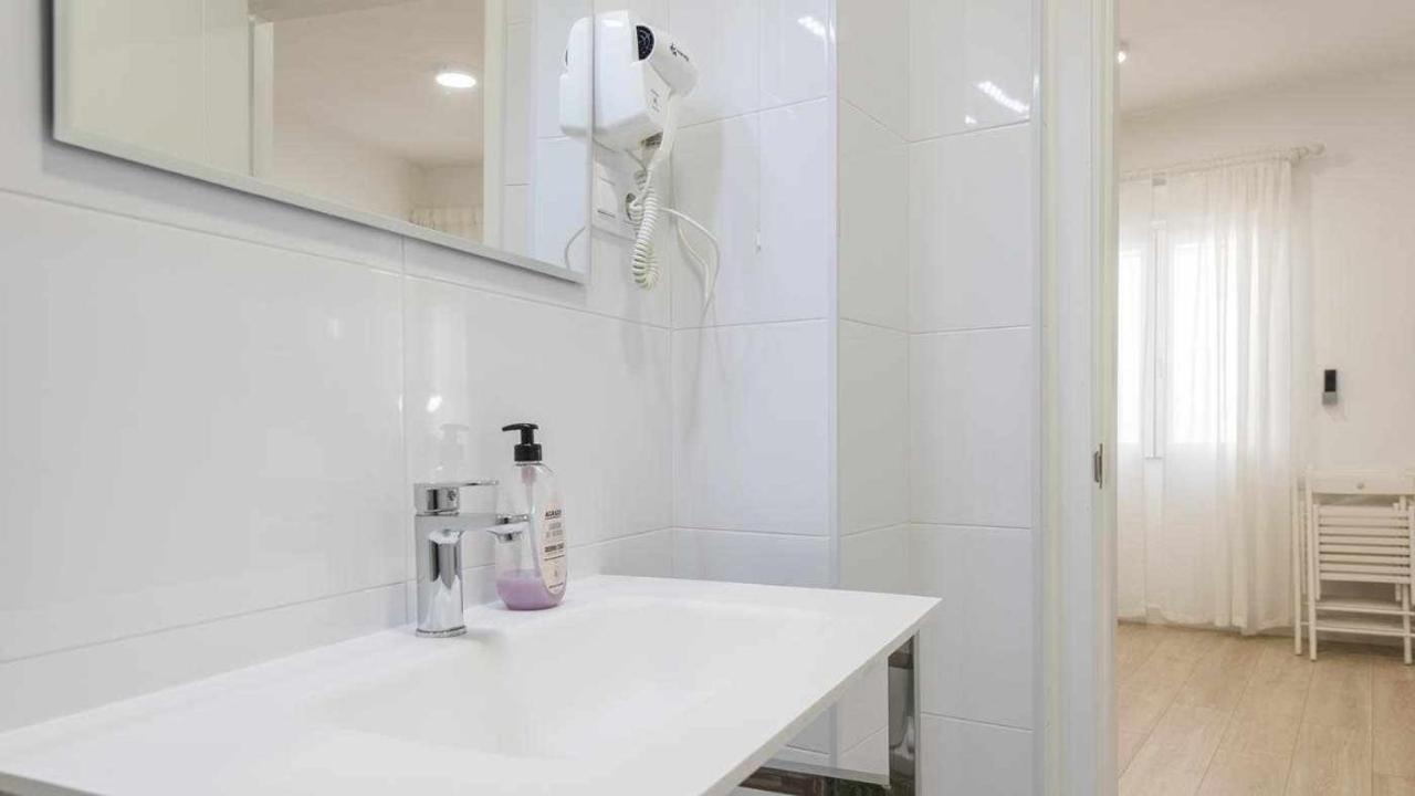 Apartamentos Dimax By Toledo Ap Extérieur photo